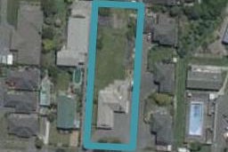 32 Tuckers Road, Redwood, Christchurch