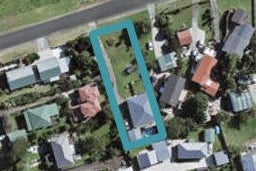 14 Beach Road, Waiuku