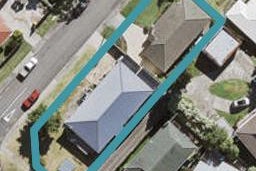 2/335 Wairau Road, Totara Vale, Auckland