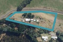 203 Trickers Road, Bulls