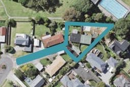 1/2 Dalwhinnie Parade, Highland Park, Auckland