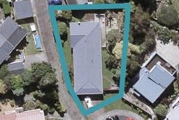 12 Caledonia Place, Highlands Park, New Plymouth