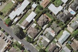 2/13 Thornton Road, Milford, Auckland
