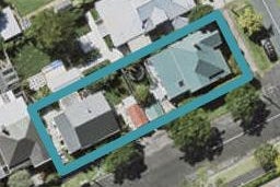2/21 Cowper Street, Devonport, Auckland