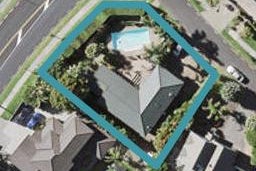 1 Ramoana Mews, Shelly Park, Auckland