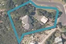 14 Lichen Grove, Russell, Russell