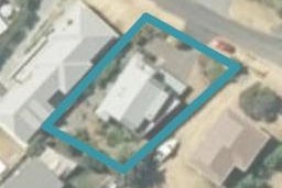 111 Saint Patricks Row, Whangamata