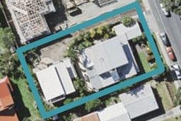 2/15 Seacliffe Avenue, Belmont, Auckland