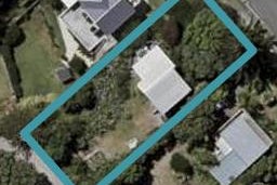 10 Hughes Street, Waikanae Beach, Waikanae