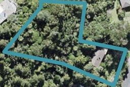 5 Bush Road, Waiatarua, Auckland