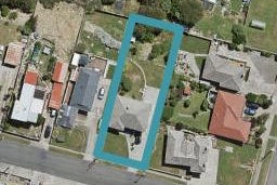 323 Barrow Street, Bluff