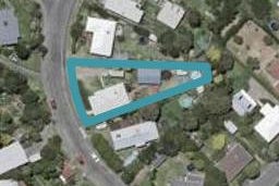 13 Clarkes Crescent, Paekakariki