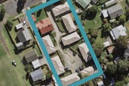 8/3 Chaplin Street, Mangere East, Auckland