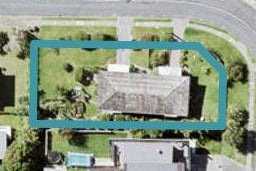 2/138 Churchill Road, Rothesay Bay, Auckland