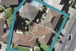 4/131 Botany Road, Botany Downs, Auckland