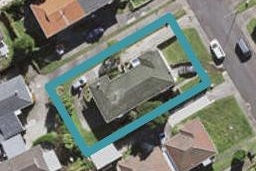 1/18 Mannering Place, Hillcrest, Auckland