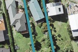 22 Peter Terrace, Castor Bay, Auckland