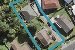 1/128 Spinella Drive, Bayview, Auckland