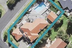 1 Windfall Grove, Greenhithe, Auckland