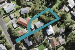 19B Crocombe Crescent, Beach Haven, Auckland