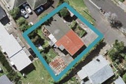 2/0 Cleary Road, Panmure, Auckland