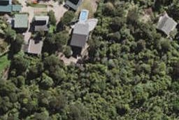 9/8 Victoria Road North, Waiheke Island, Auckland