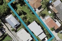 2/128 Sunset Road, Unsworth Heights, Auckland