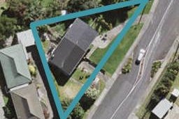 2/2 Ellice Road, Totara Vale, Auckland