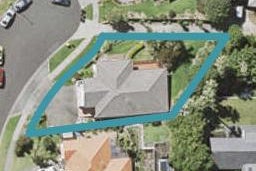 11 Maidstone Place, Oteha, Auckland