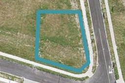 10 Canoe Lane, Riverhead, Riverhead
