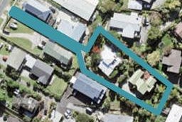 2/137 Deep Creek Road, Torbay, Auckland
