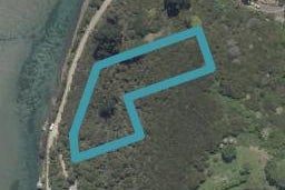 8 Bay Road, Pūrākaunui, Port Chalmers