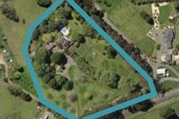 579 Crane Road, Kamo