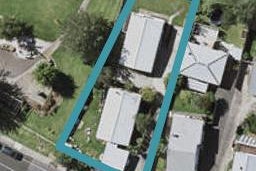 2/54 Trias Road, Totara Vale, Auckland