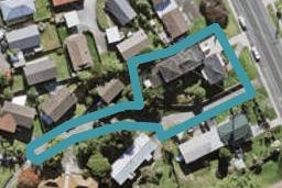 1/323 Triangle Road, Massey, Auckland