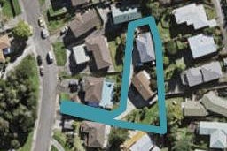 2/13 Sapphire Place, Bayview, Auckland