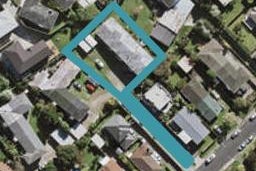 3/11 Evelyn Place, Hillcrest, Auckland