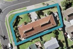 2/15 Vivian Wilson Drive, Eastern Beach, Auckland