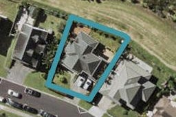 12 Highgrove Lane, Totara Vale, Auckland