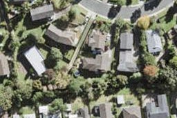 2/8 BATTENBURG PLACE, Torbay, Auckland