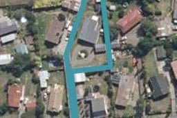16A Flower Street, Bulls