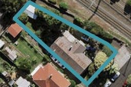 14 Adam Street, Greenlane, Auckland