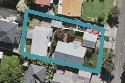 27 Queensway, Three Kings, Auckland