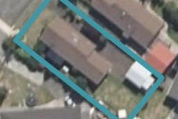 13 Aitken Street, Bulls