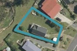 38 Peninsula Parade, Hihi