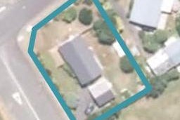 11 Cook Street, Carters Beach, Westport