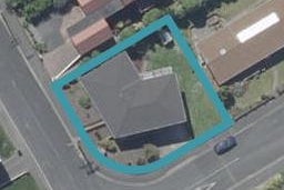 1 Clayton Street, Saint Clair, Dunedin
