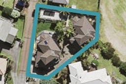 2/11 Pelican Lane, Unsworth Heights, Auckland
