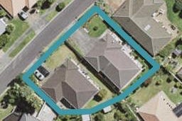 2/6 Somerton Rise, Henderson, Auckland