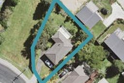 20 Parrs Cross Road, Henderson, Auckland